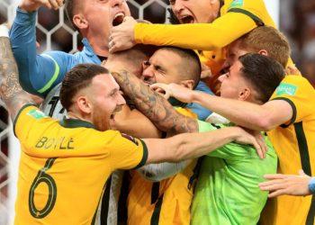 Austrália vence Peru nos pênaltis e se classifica à Copa do Mundo