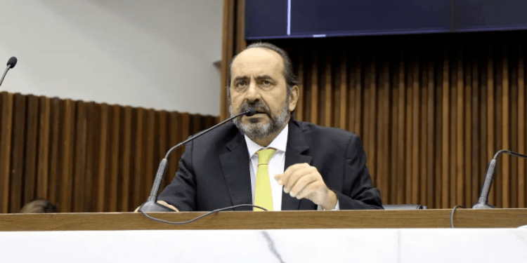 Justiça de MG mantém condenação de Alexandre Kalil por ofensas a juiz