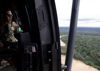 Busca por desaparecidos tem clima de desesperança, medo e avanço pela mata