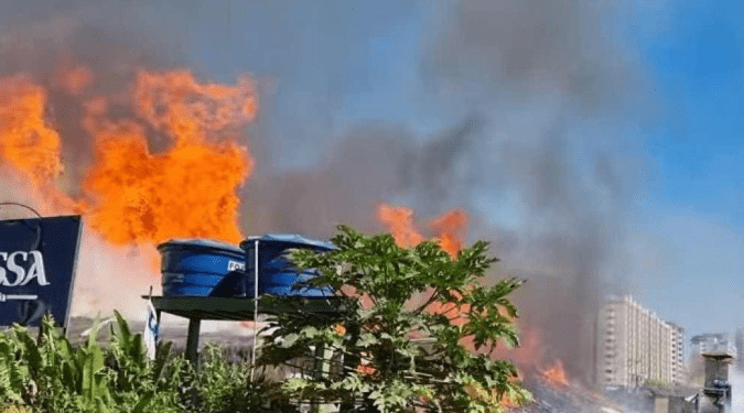 Incêndio destrói restaurante em Águas Claras;