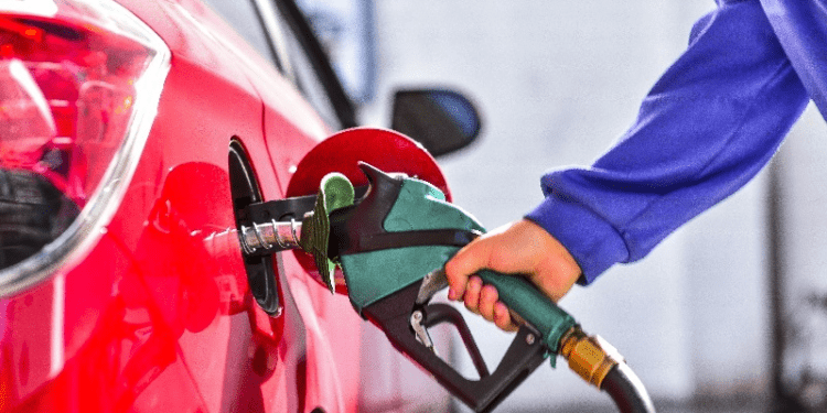 Estados tentarão “média móvel” para fixar preço do diesel