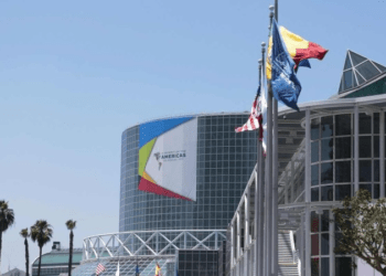 Clima e internet são temas da sociedade civil na Cúpula das Américas