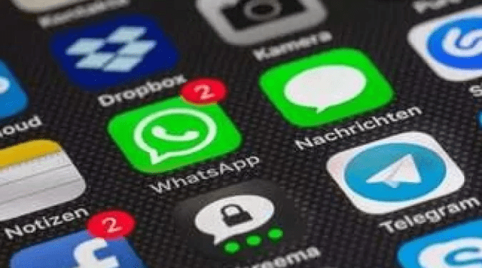 Justiça nega pagamento de hora extra por uso de aplicativo após expediente