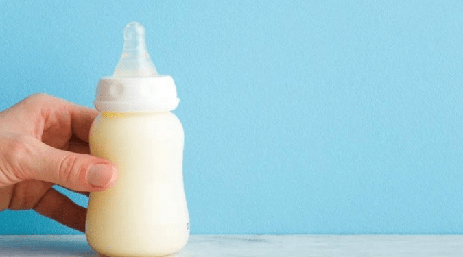 Como foi descoberta fórmula de leite que salva bebês desde 1860