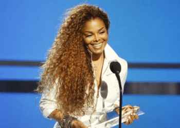 Minissérie documental sobre vida e carreira de Janet Jackson é destaque na TV por assinatura