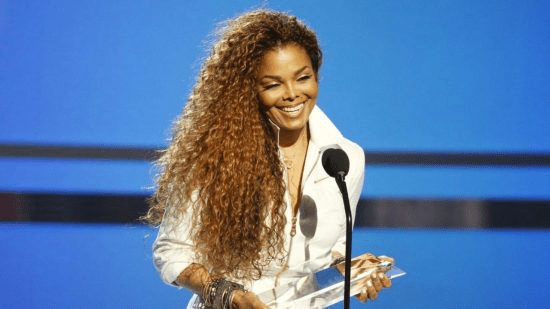 Minissérie documental sobre vida e carreira de Janet Jackson é destaque na TV por assinatura