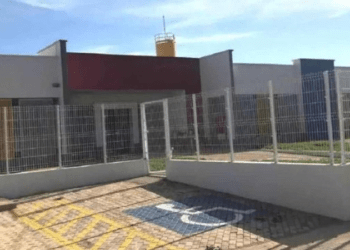 Criança de 1 ano sofre queimadura durante banho em creche de Minas