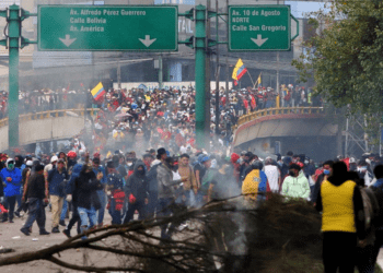 Equador: indígenas cobram multa de quem se nega a participar de protestos contra o governo