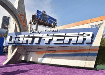 Emirados proíbem filme da Pixar que inclui beijo entre duas mulheres