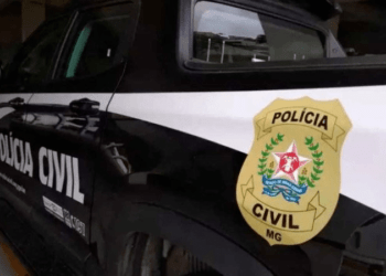 Briga por vaga de bar em dia chuvoso acaba com homem morto a garrafada, em MG