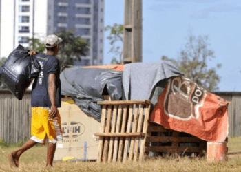 Pesquisa revela 3 mil pessoas em situação de rua no DF