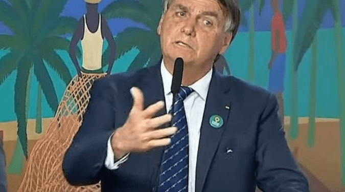 Bolsonaro diz que desaparecimento terá desfecho “nas próximas horas”