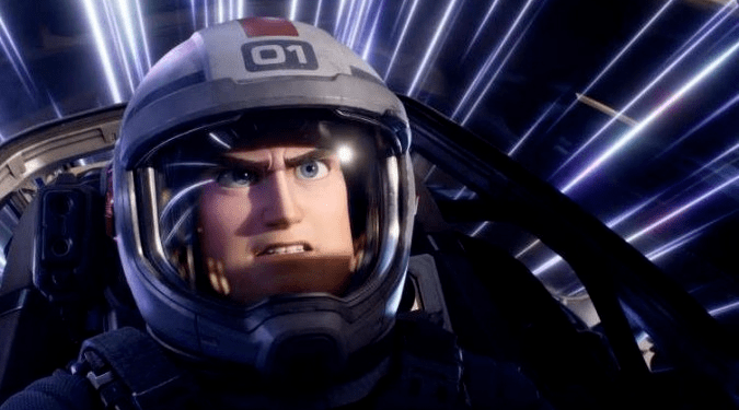 Filme Lightyear apresenta trajetória humana do amado patrulheiro espacial