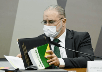 Aras vai ao Amazonas acompanhar investigação sobre Dom e Bruno