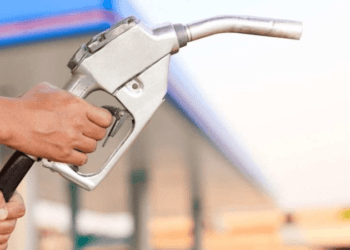 Base do governo se mobiliza para conseguir assinaturas para CPI