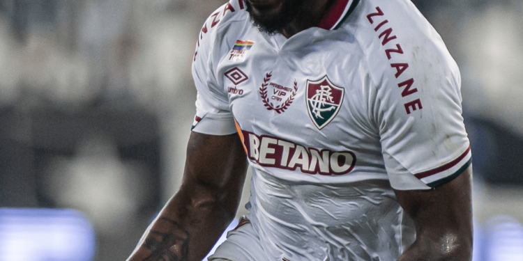 Fluminense domina Botafogo e vence com golaço de Manoel no Brasileirão