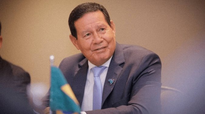 Mourão sobre CPI do MEC: “Está todo mundo pensando em eleição”