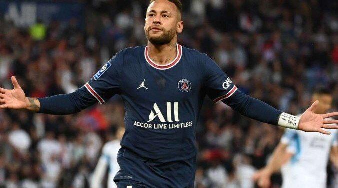 Neymar deseja continuar no PSG e pretende dificultar negociação