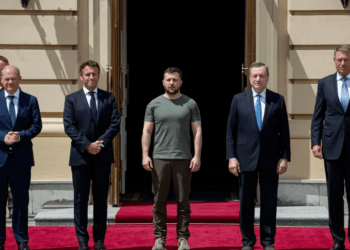 “Vamos reconstruir tudo”, diz primeiro-ministro italiano em visita à Ucrânia