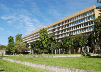 Sem verba, UFRJ fecha campi até agosto, diz reitoria
