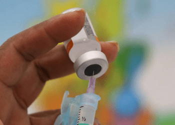 Estudo avalia eficácia de doses menores para reforço contra Covid