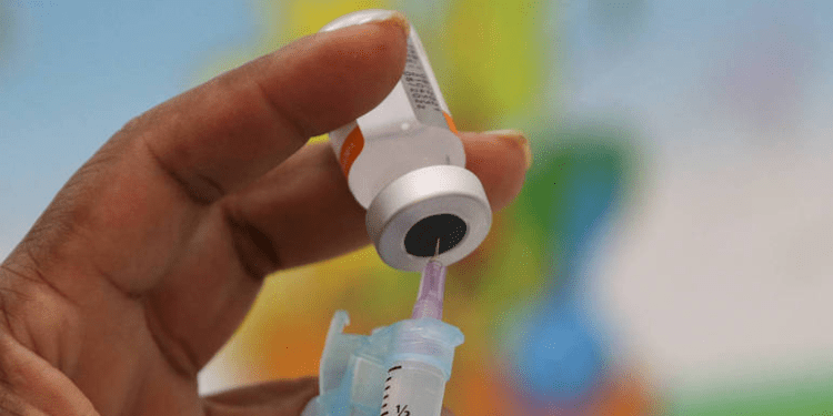 Estudo avalia eficácia de doses menores para reforço contra Covid