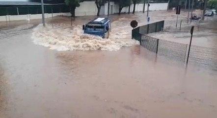 Prefeitura anuncia 200 obras para conter impactos das chuvas em BH