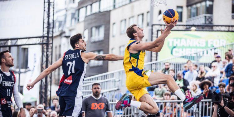 Seleção brasileira masculina estreia no Mundial de basquete 3×3