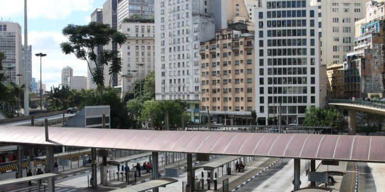 SP: com greve de ônibus, rodízio e corredores exclusivos são liberados