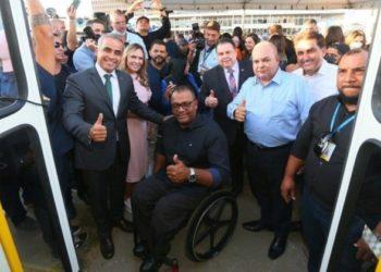 Ministério da Cidadania doa 14 ônibus para assistência social do DF