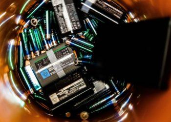 Metrô em SP recolhe eletroeletrônicos e pilhas em estações até dia 30