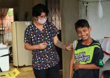 ‘Dia D’ tem mais de 30 mil doses de vacinas aplicadas em Manaus