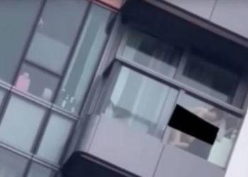 Após ser flagrada fazendo sexo em varanda, mulher é presa em Hong Kong