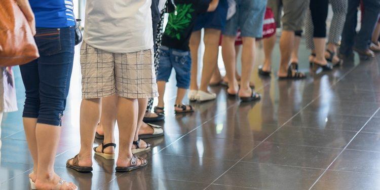 É lei: espera em filas de banco deve ser de 15 a 25 minutos no máximo