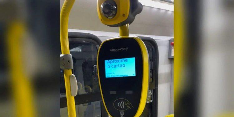 Vereador critica Sinetram e exige tarifa gratuita devido problemas na bilhetagem em Manaus