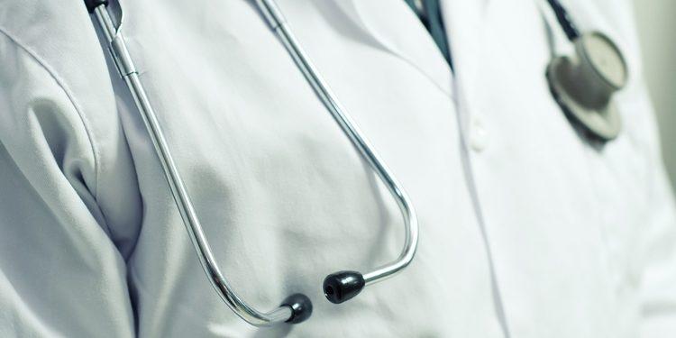 Servidores da saúde receberão auxílio alimentação de R$ 600 e reajuste salarial no Amazonas