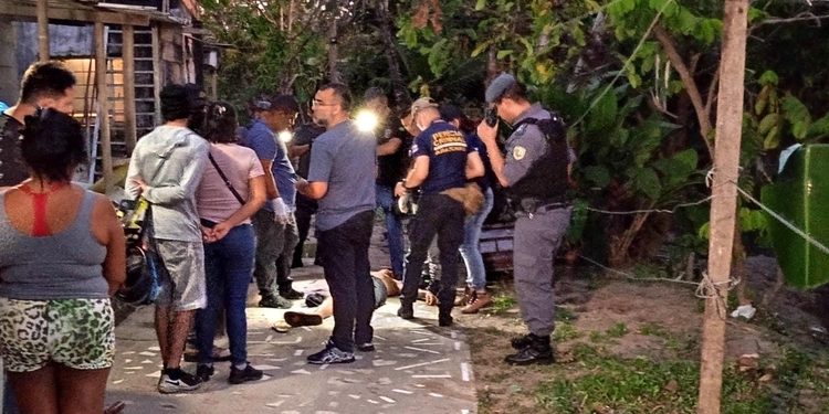 Homem é executado com mais de 15 tiros em Manaus