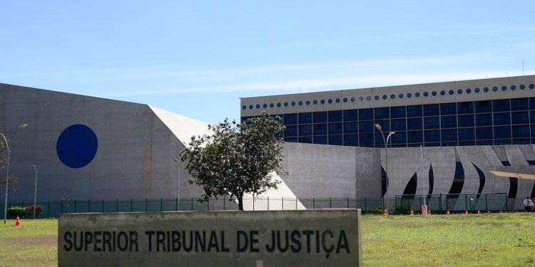 STJ nega habeas corpus a advogado que atropelou mulher no DF