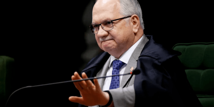 Em ofício, Fachin reitera convite a Forças Armadas para reunião com a Justiça Eleitoral