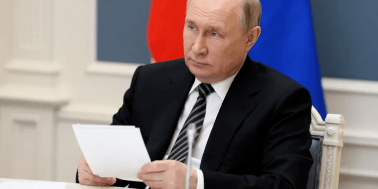 Rússia fortalecerá Forças Armadas, diz Vladimir Putin