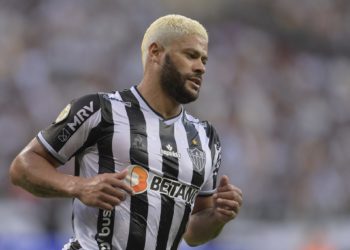 Hulk marca, Atlético-MG avança na Libertadores e pode pegar o Palmeiras