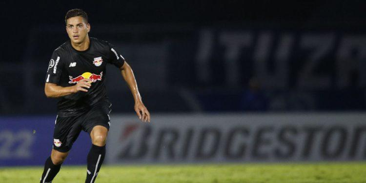 Renan, zagueiro do Bragantino, é preso após acidente com morte