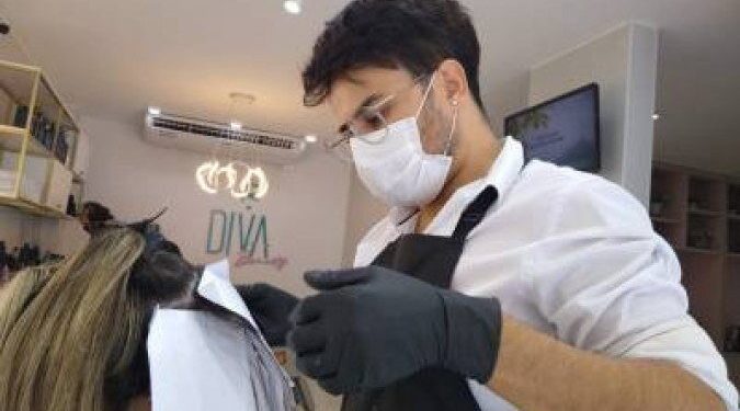 Setor de serviços avança e ajuda a reduzir o desemprego no país