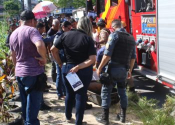 Jovem encontrado em igarapé em Manaus teve o corpo ‘ticado’ com mais de 10 facadas