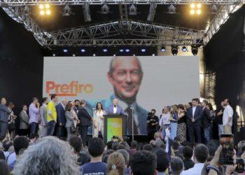 PDT lança candidatura de Ciro Gomes à Presidência da República