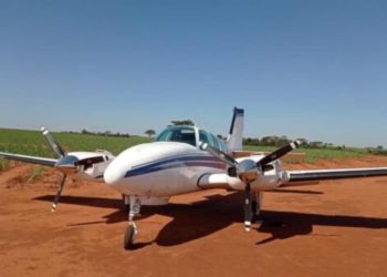 FAB intercepta avião com 500 quilos de cocaína no interior de SP