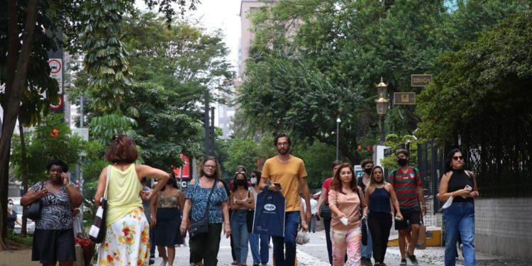 Covid-19: Brasil tem 72.050 casos e 283 mortes em 24 horas