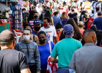 Brasil registra 51,4 mil novos casos e 269 óbitos por covid-19