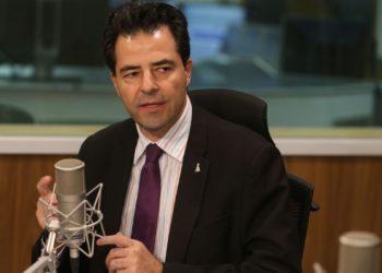 Além de combustíveis e energia, conta de celular também terá desconto