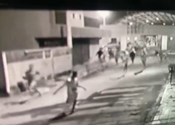 Duas pessoas morrem em tiroteio em ginásio de esportes no DF